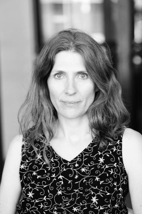 Porträt von Prof. Dr. Heike Haarhoff, Professorin für Kommunikationswissenschaft an der Akkon Hochschule für Humanwissenschaften